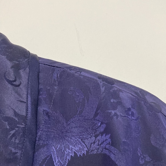 Vintage Victoria's Secret Robe Womens Small Purple Satin Paisley Dressing Gown - Picture 7 of 16